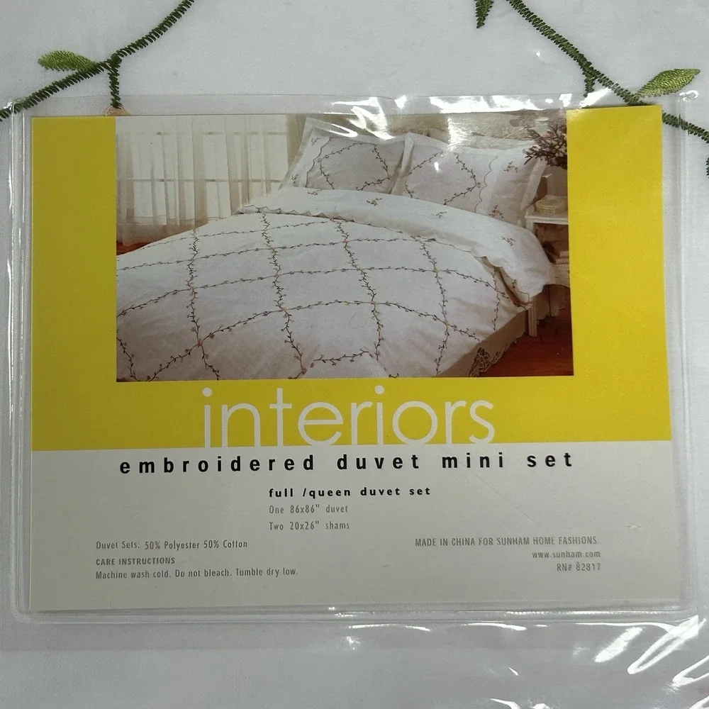 NEW VTG Interiors Full Queen Floral Embroidered Duvet Cover Pillow Shams Cottage